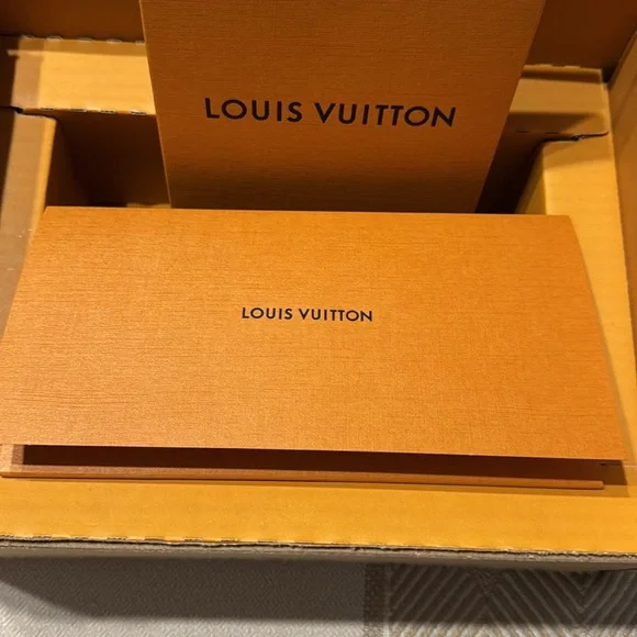 Louis Vuitton Orange and Blue Gift Box Collection - Picture 4 of 8